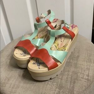 Sacha London platforms size 38.